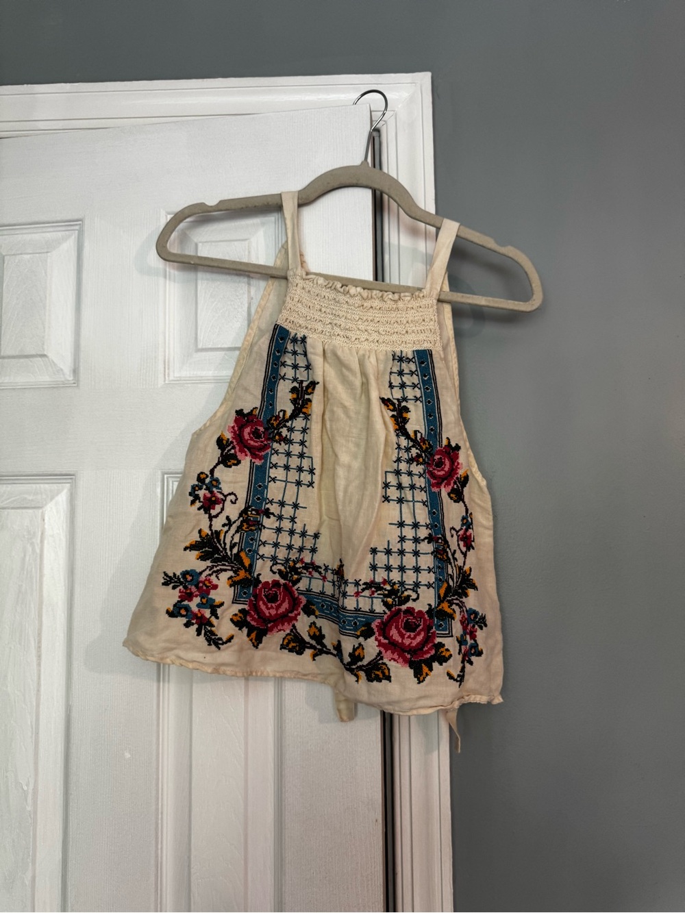Free People Cream cross Stitch Embroidered Floral Halter Tie  Tank Top